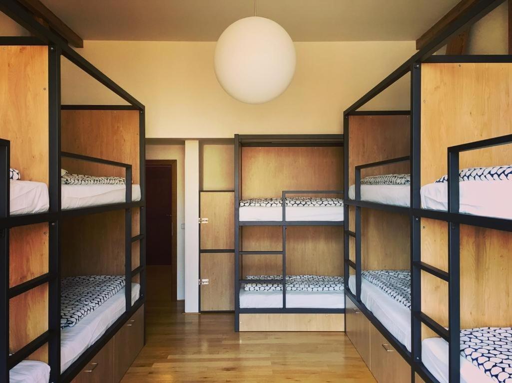 Bed in 10-Bed Mixed Dormitory Room,890695996:JPEG