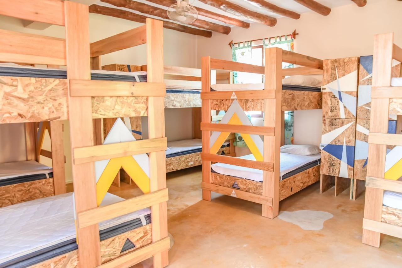 Bed in Gemengde Slaapzaal met 10 Bedden en Airconditioning