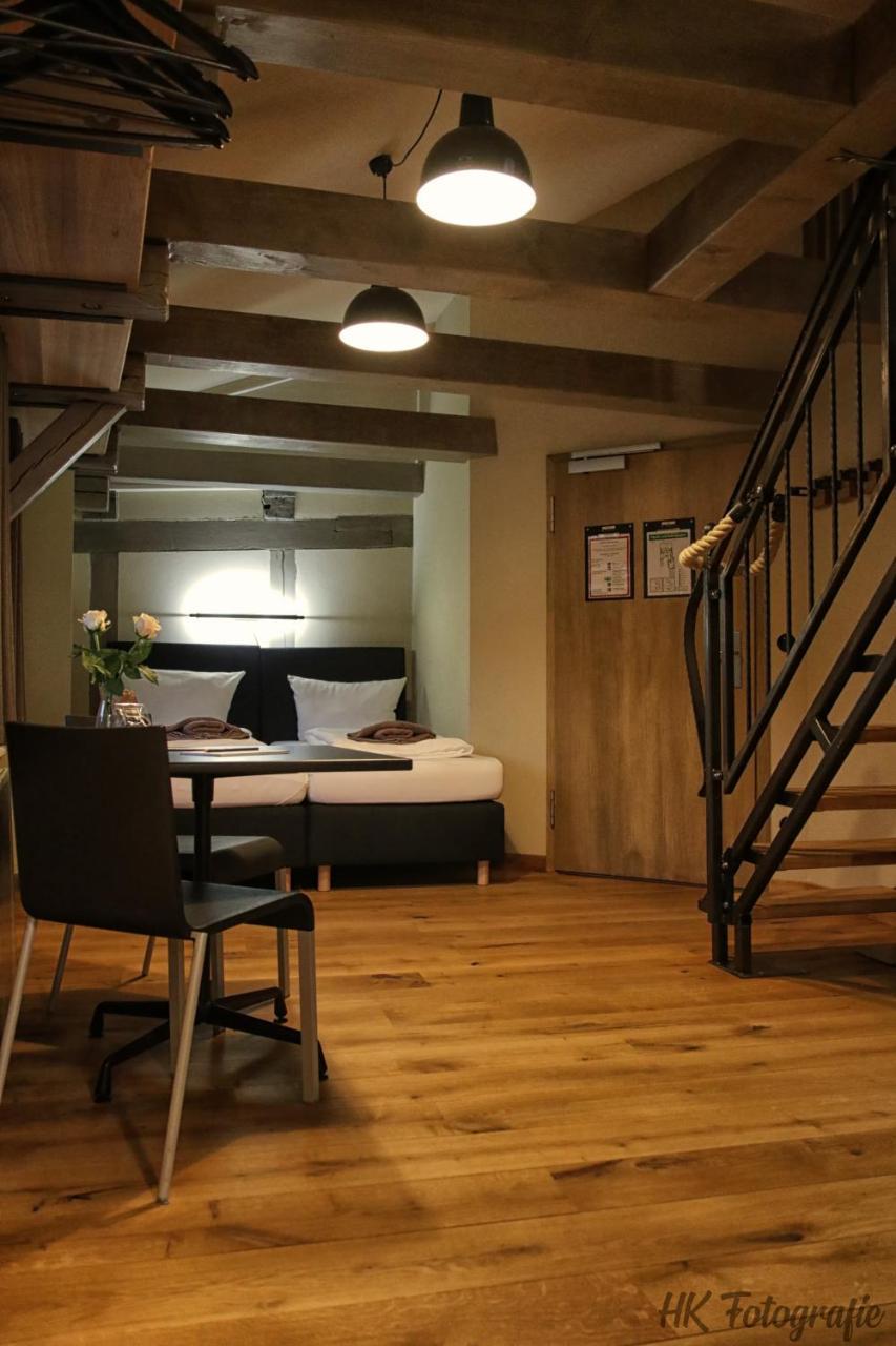 Family Room with Private Bathroom,750146651:JPEG