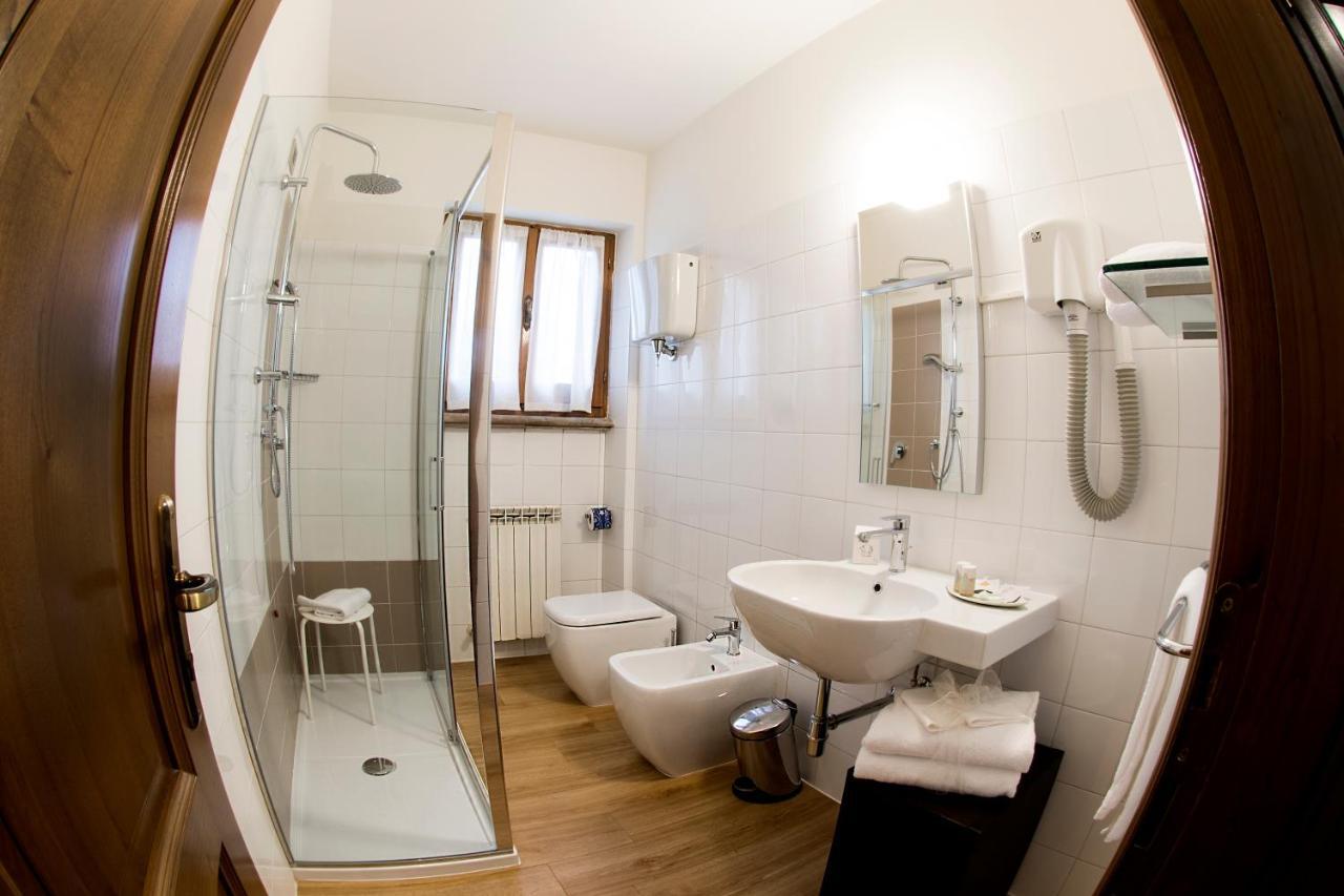 Standard Triple Room,754544410:JPEG