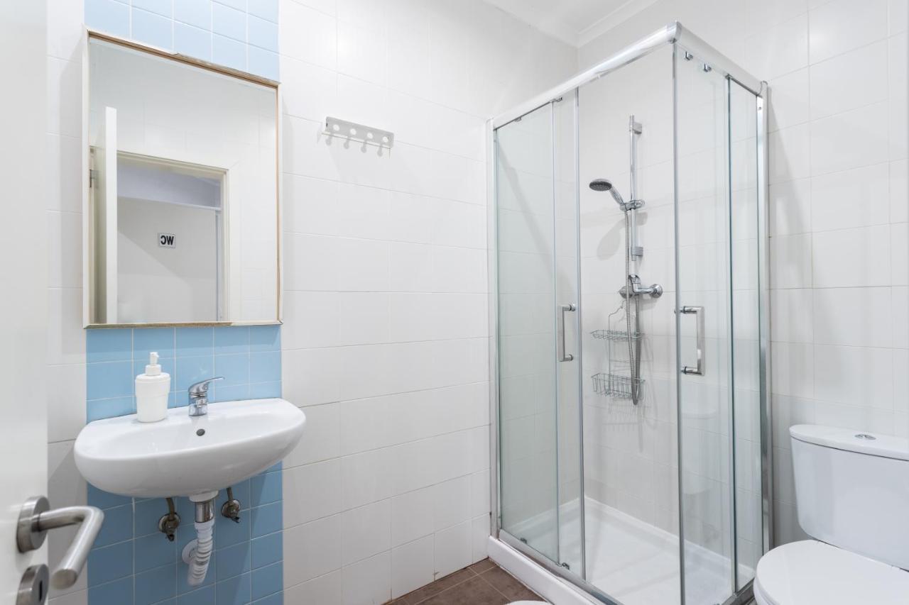 Habitación Individual Estándar con baño compartido