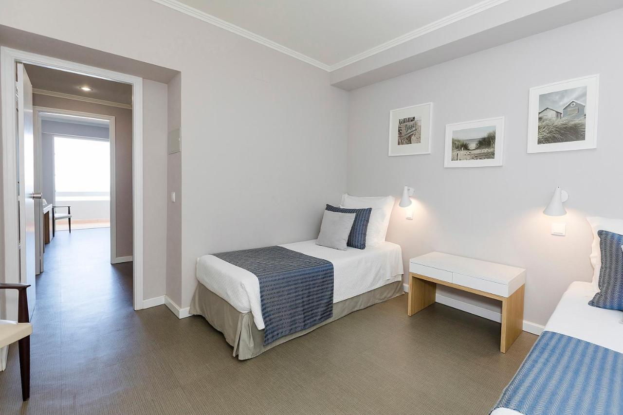 Habitación Familiar (4 adultos) con balcón y vistas al mar