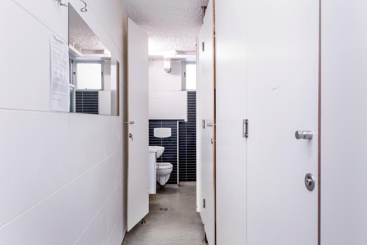 Posto Letto in Dormitorio Misto con 4 Letti