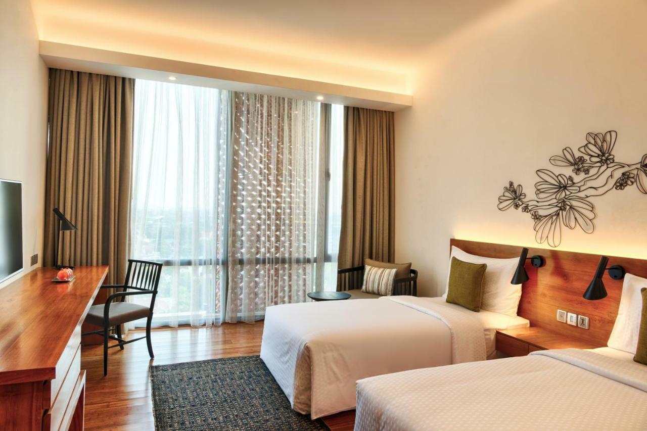 Deluxe Twin Room - 10% off at Ward7, 57 and Virticle restaurants,958571227:JPEG