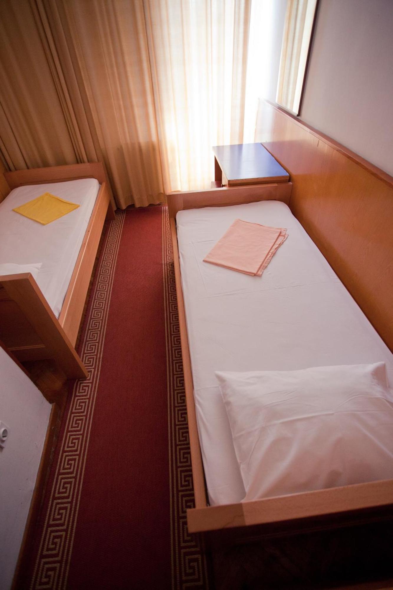 Single Room Private Bathroom