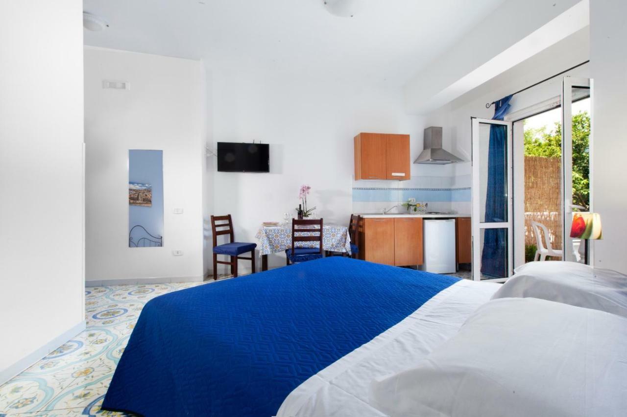 Studio Apartment,804003780:JPEG