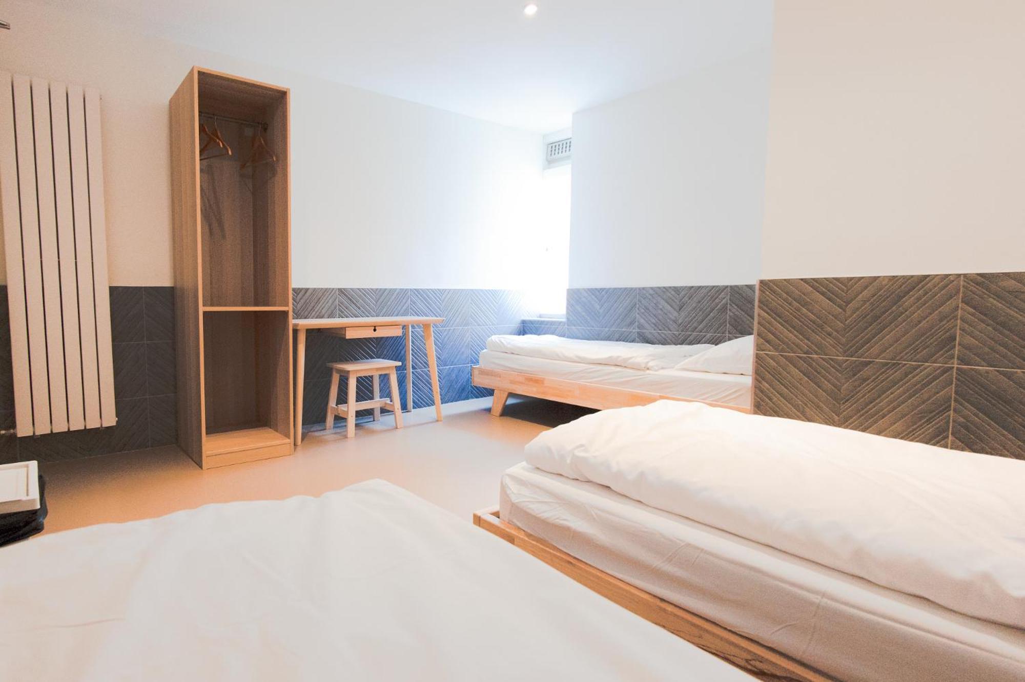 Twin Room,806772126:JPEG