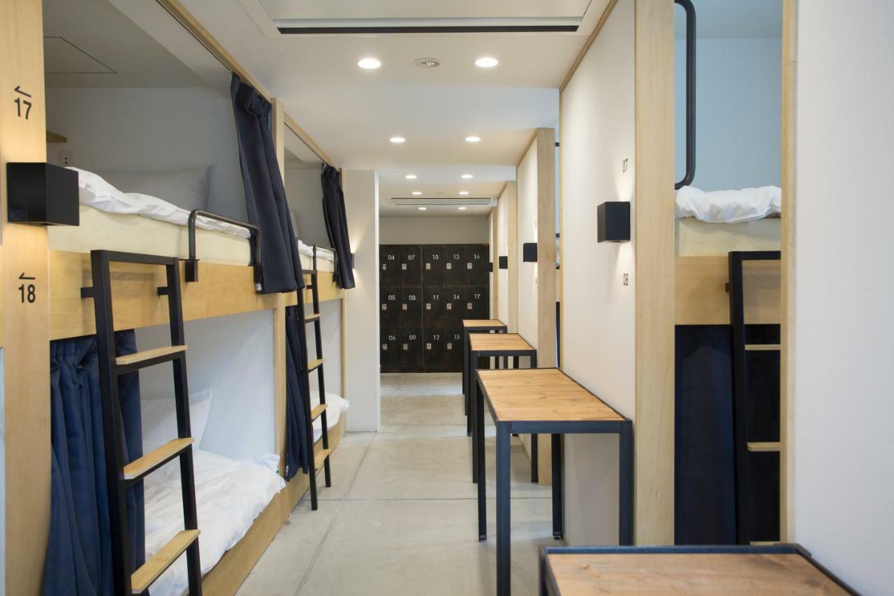 Lits Superposés en Dortoir Mixte (18 Adultes)