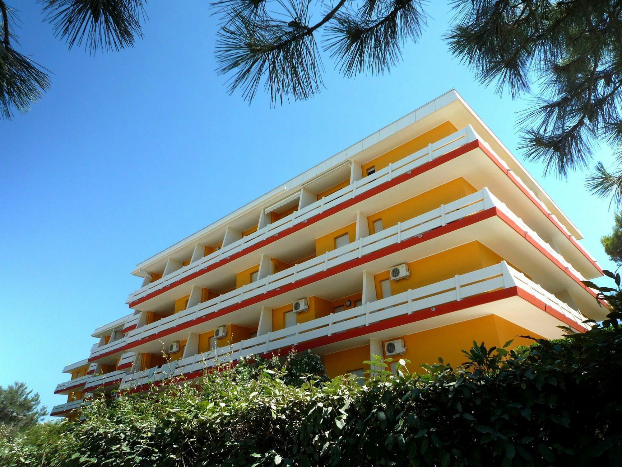 Maisonette,823415444:JPEG