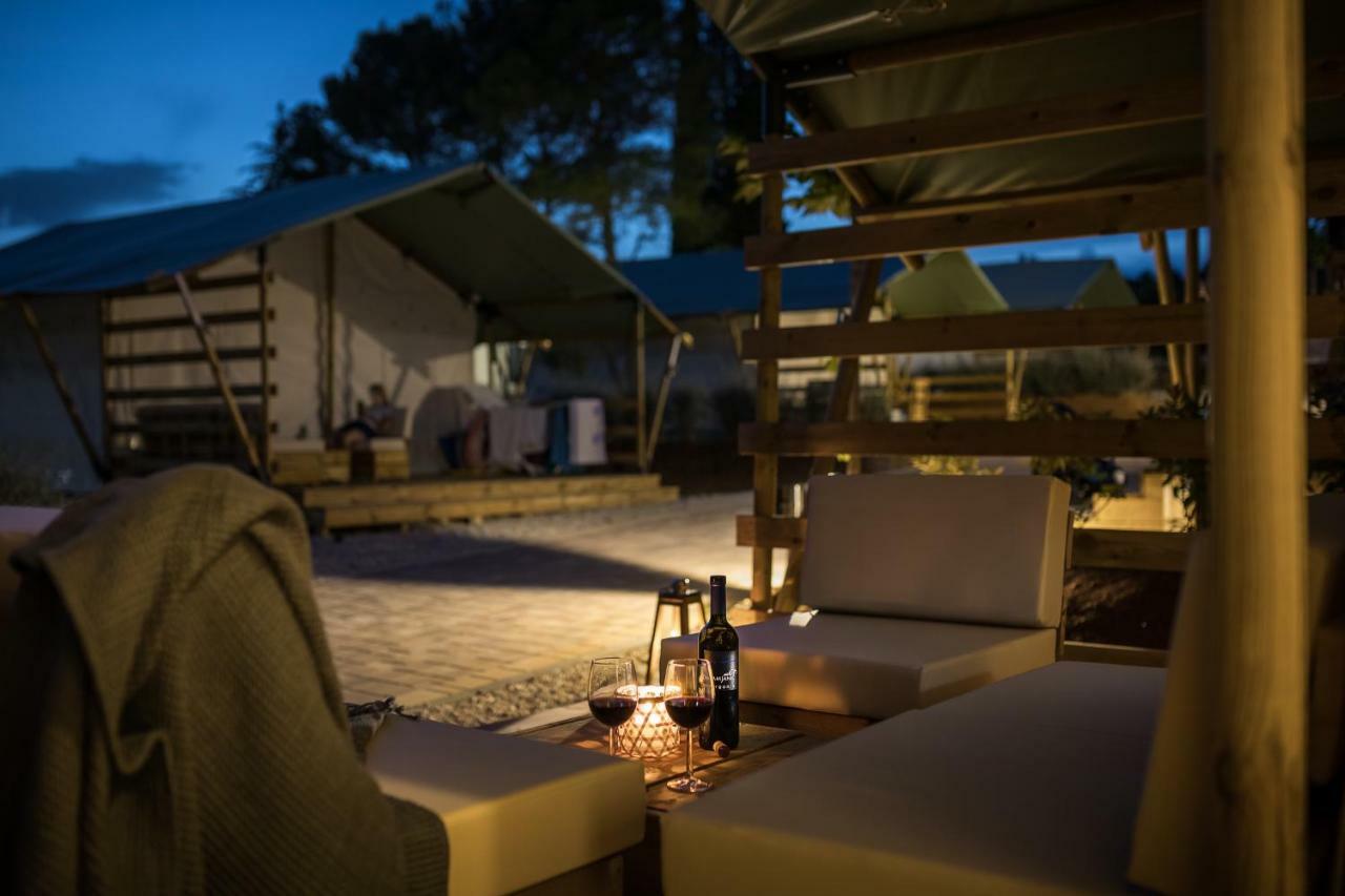 Family Three-Bedroom Tent Terrace