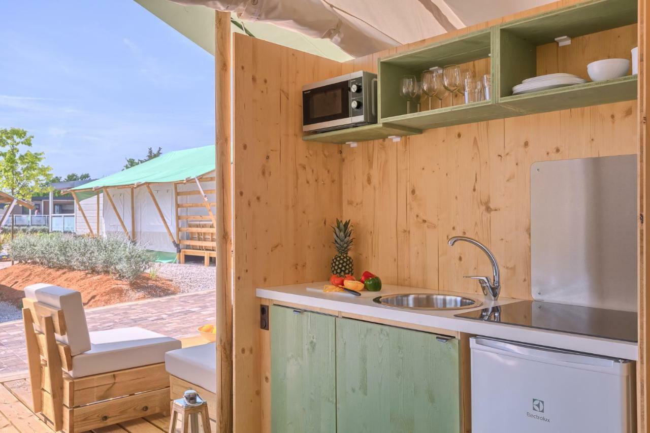 Family Three-Bedroom Tent Terrace
