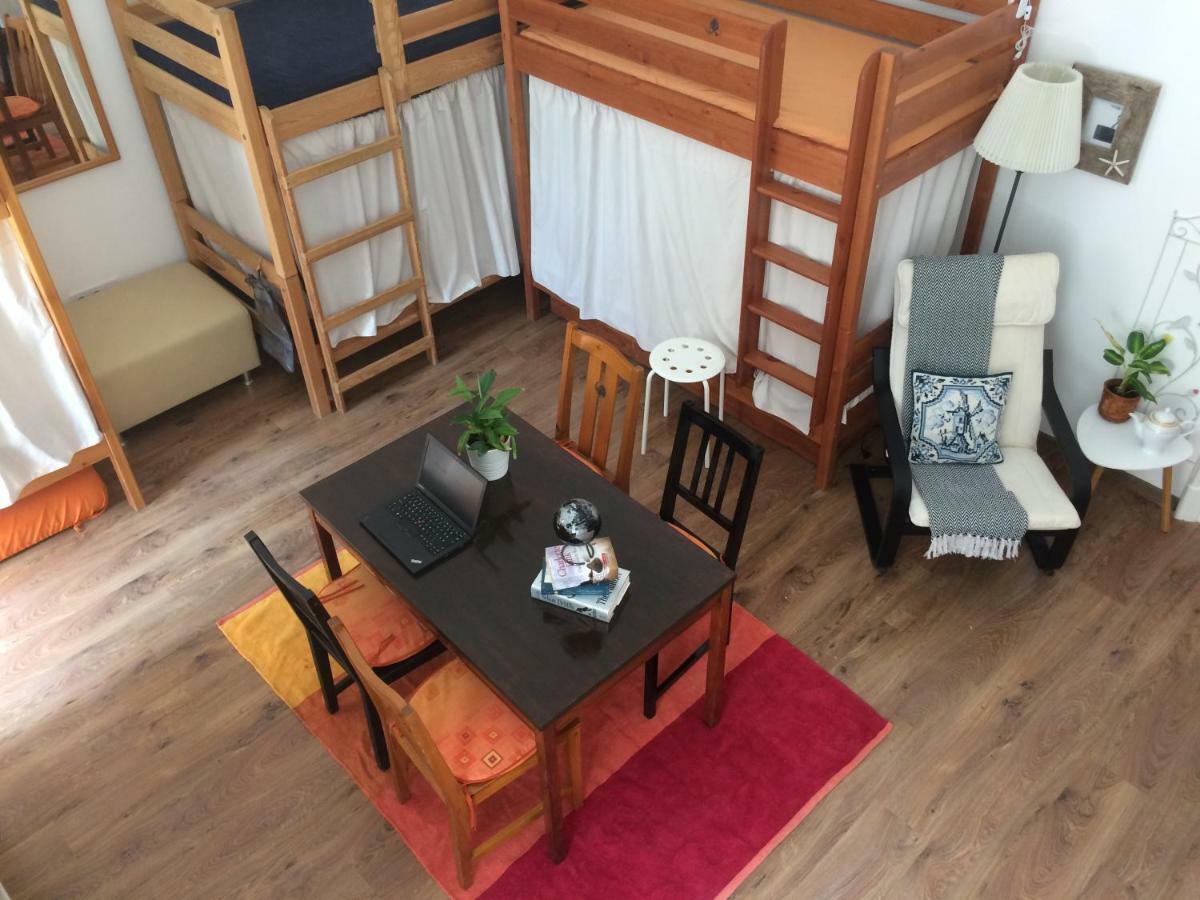 Bunk Bed Mixed Dormitory Room,834964943:JPEG