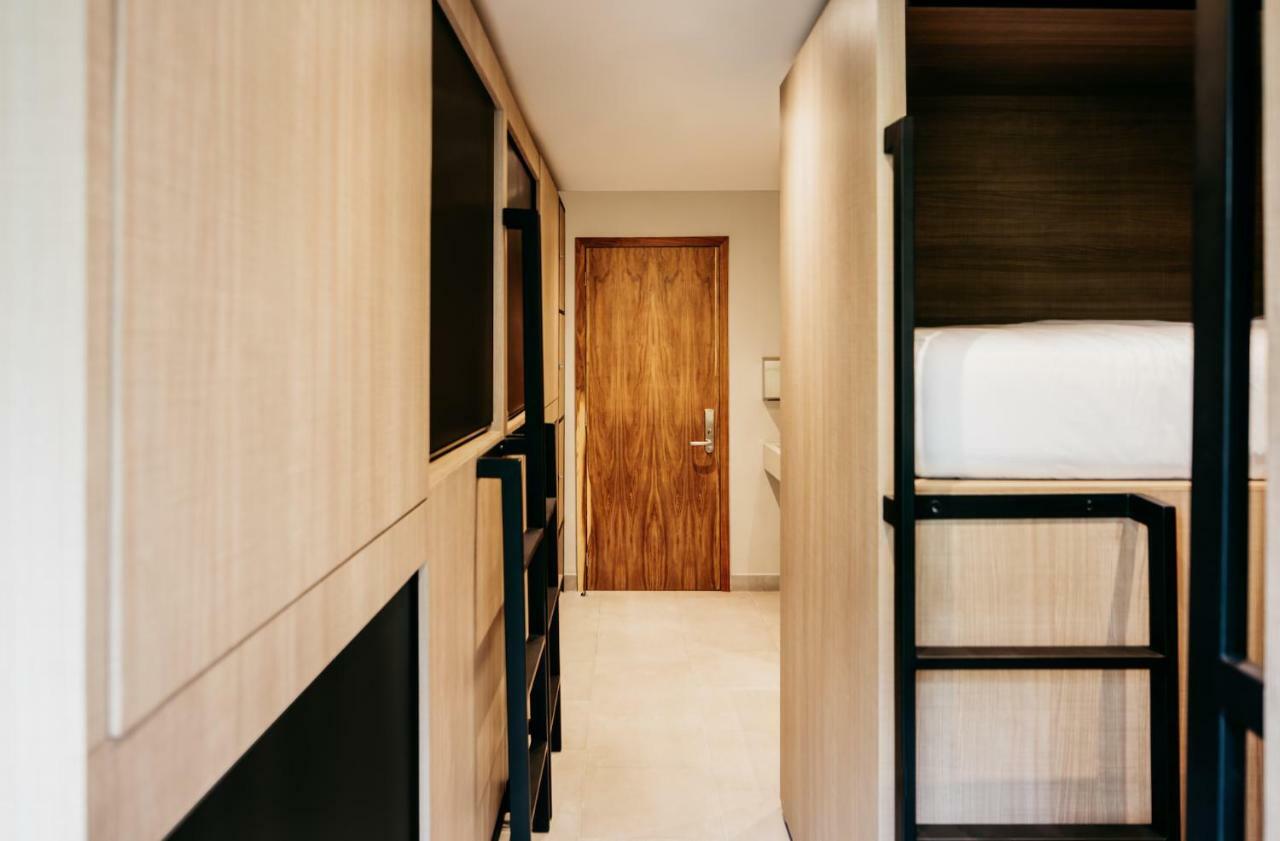 Bed in 8-Bed Dormitory Room,885885985:JPEG