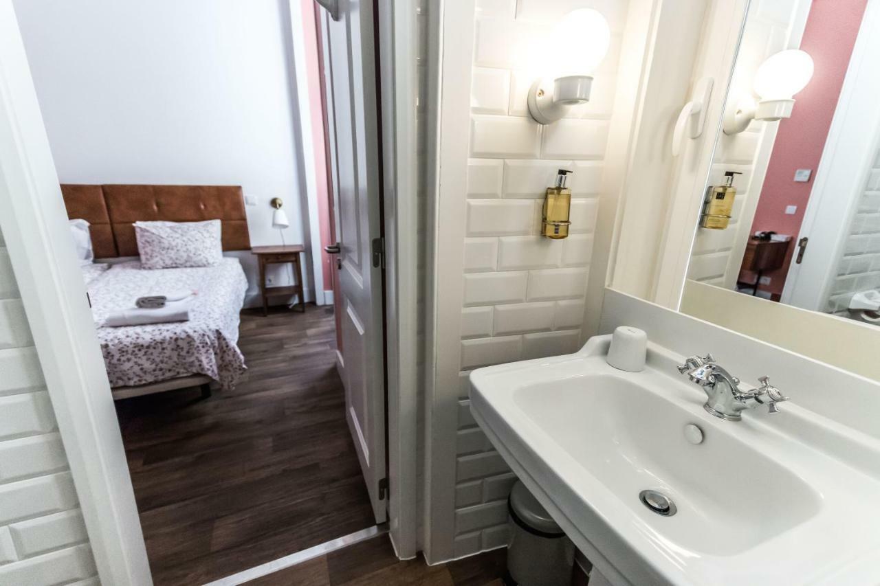 Standard Twin Room,847028585:JPEG