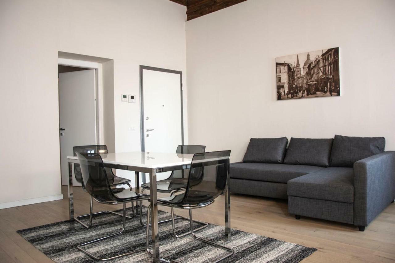 One-Bedroom Apartment,857279546:JPEG