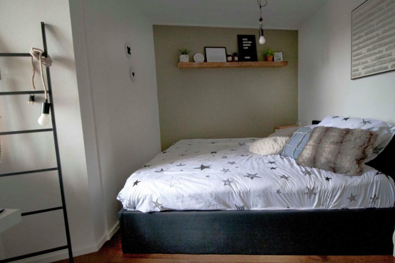 One-Bedroom Apartment,858737984:JPEG