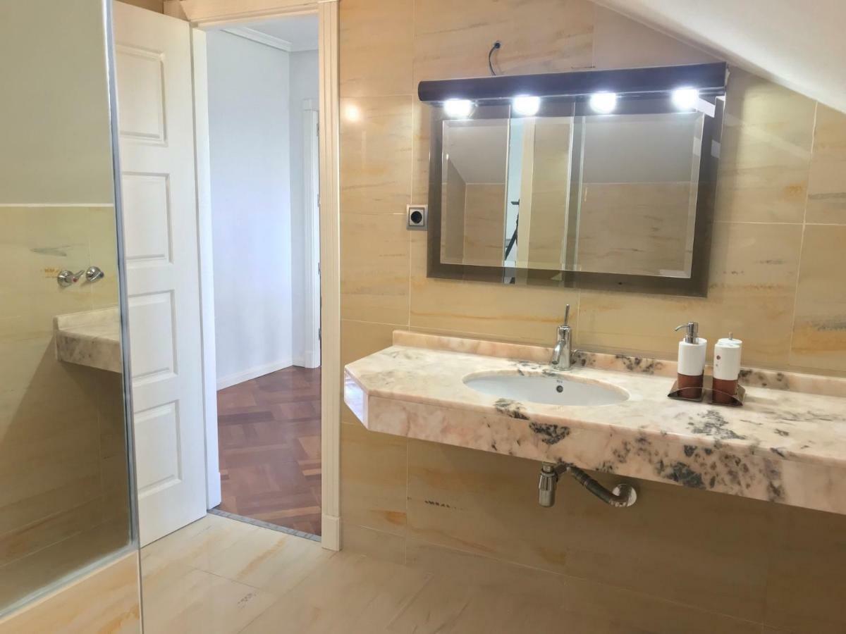 Habitación Deluxe (2 adultos + 1 niño)