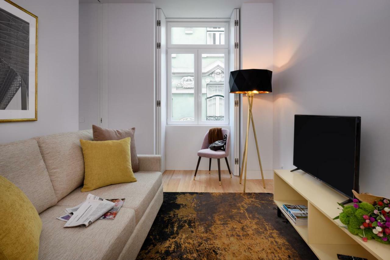 Two-Bedroom Apartment,870970895:JPEG