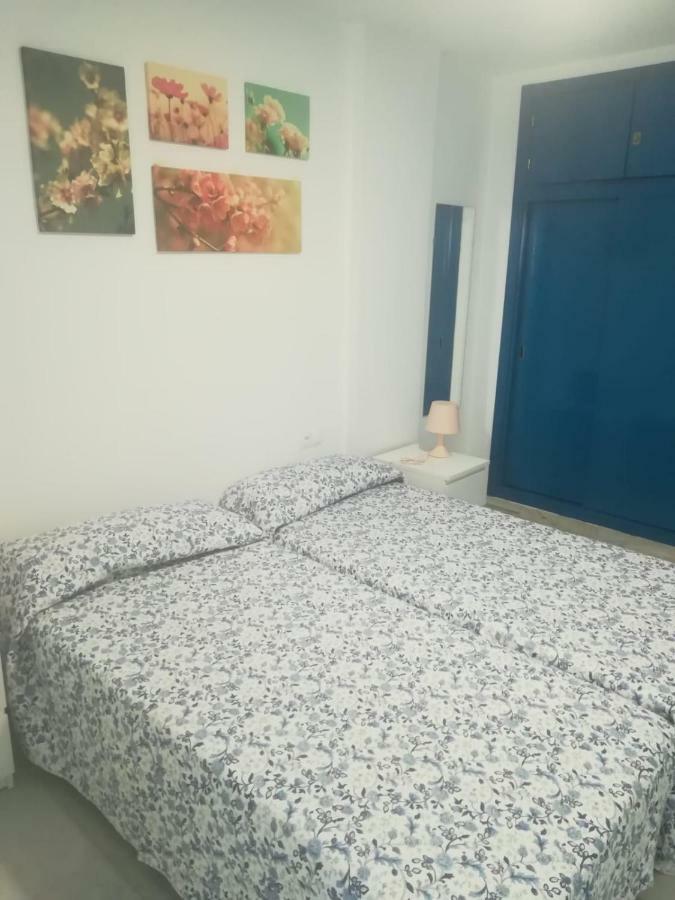Habitación con baño compartido - Cama grande