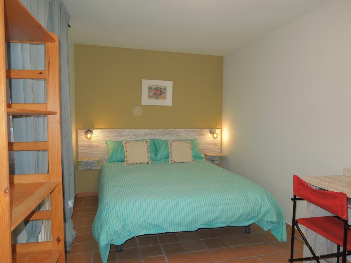 Standard Queen Room,899329726:JPEG