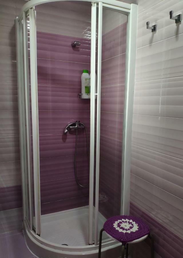 Twin Room Private Bathroom