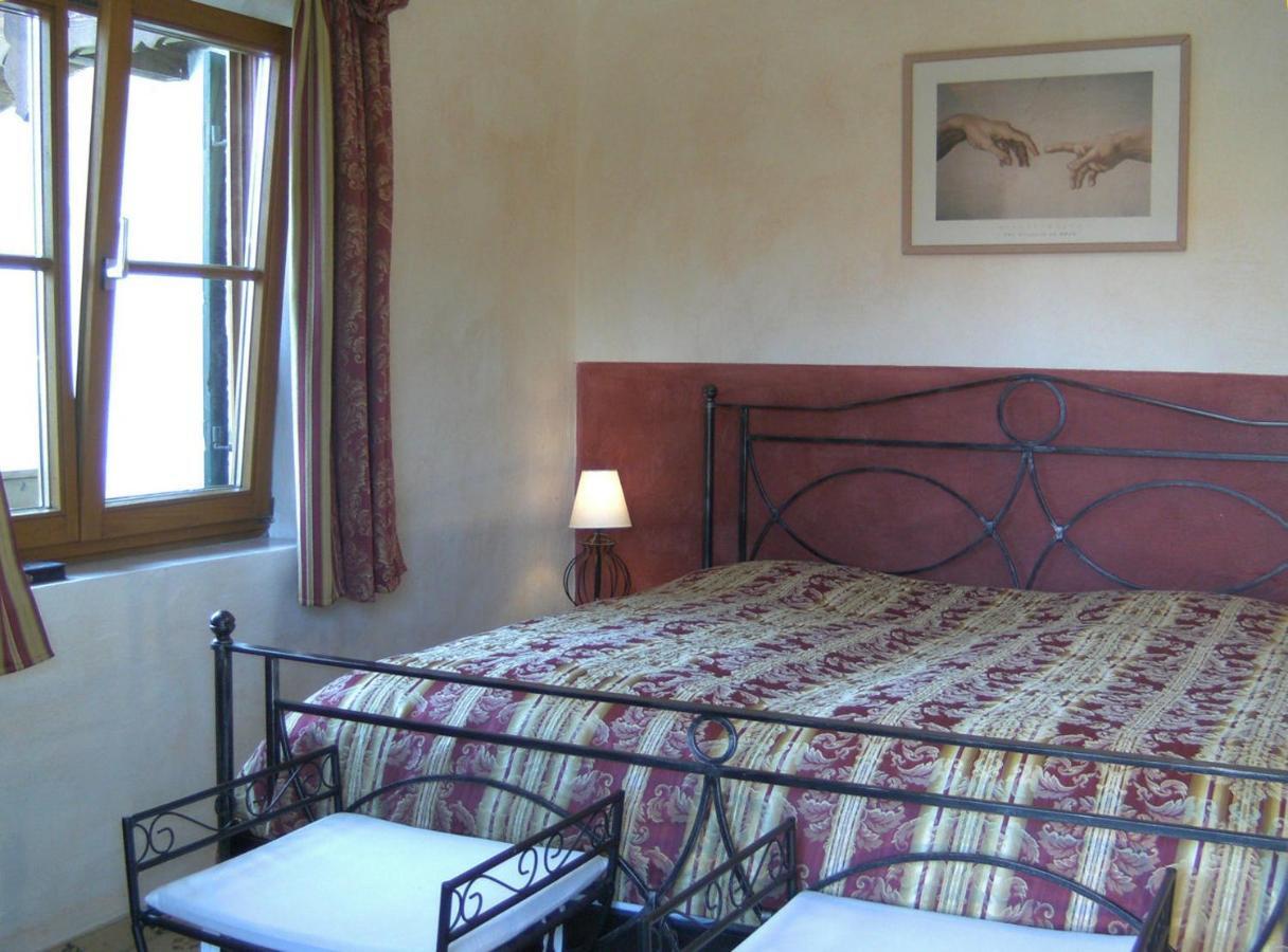 Double Room,25591662:JPEG