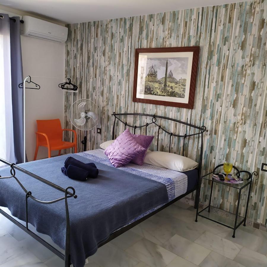 Double Room with Private Bathroom,398146968:JPEG