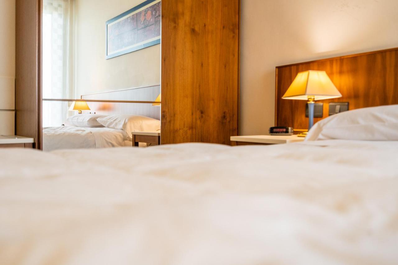 Double Room,926829163:JPEG