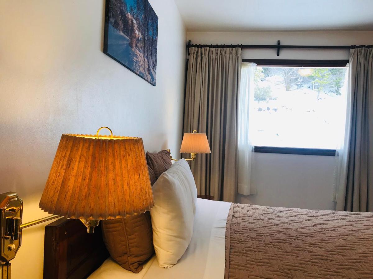 Double Room (1 Double Bed)