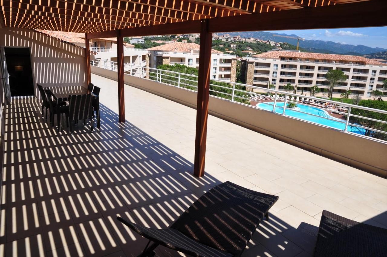 Deluxe Two-Bedroom Apartment Pool Side,1537453408:JPEG