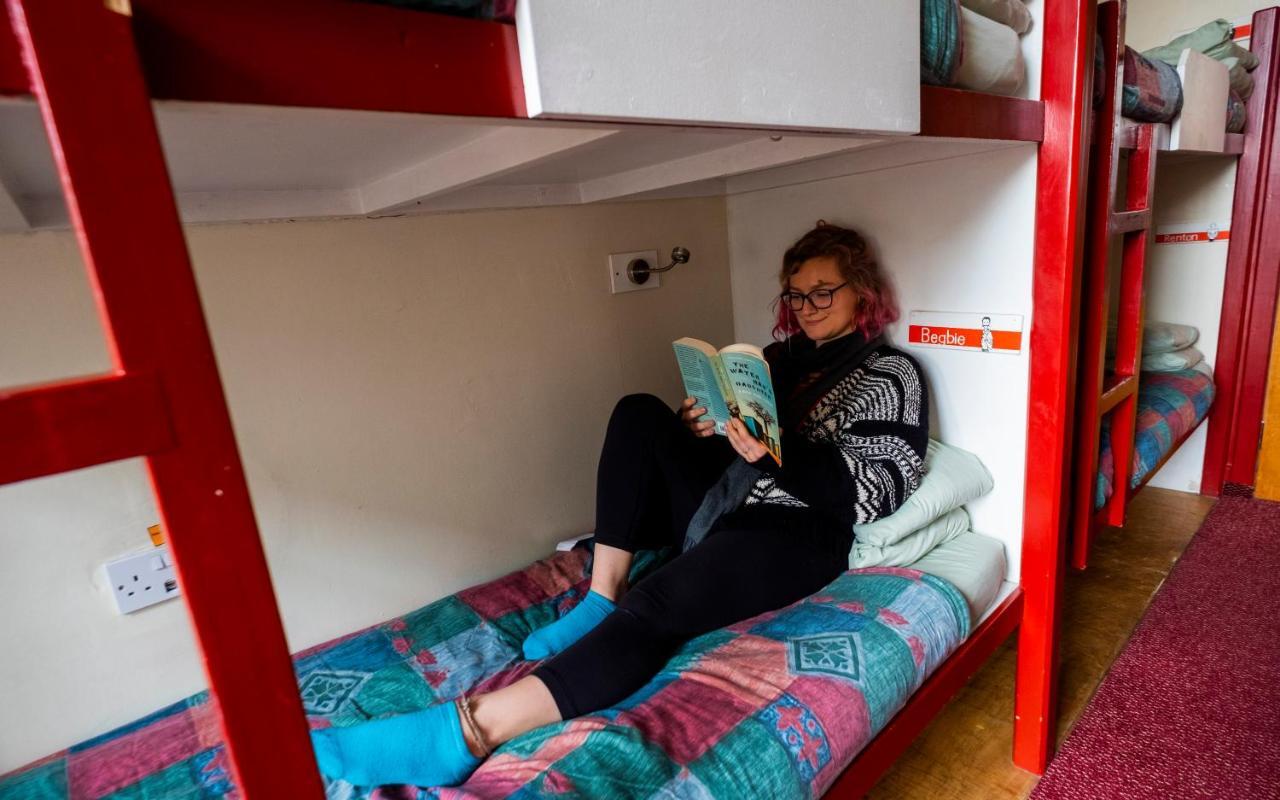 Posto Letto in Dormitorio Misto con 4 Letti