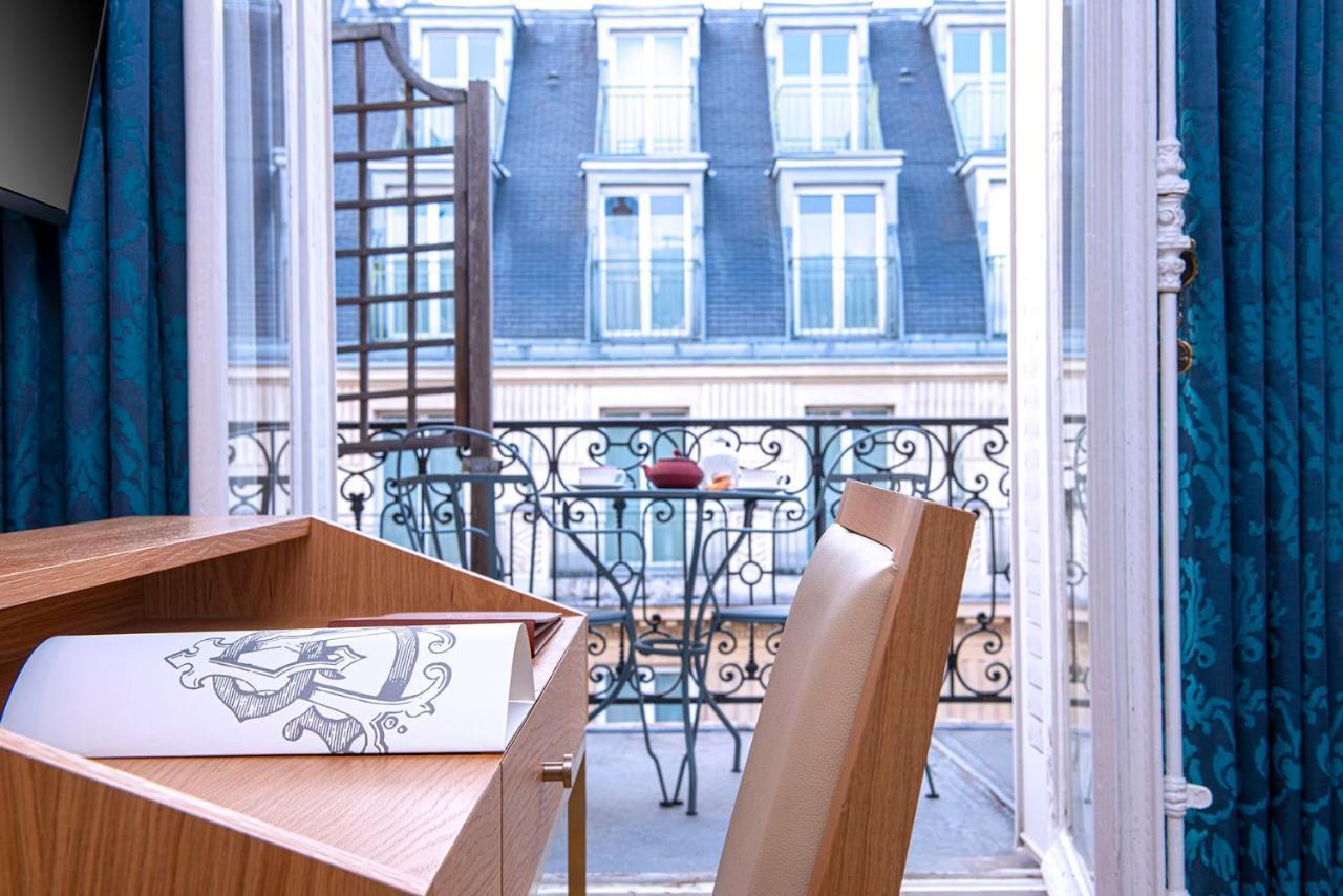 Double or Twin Room with Terrace