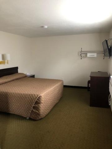 Budget Single Room