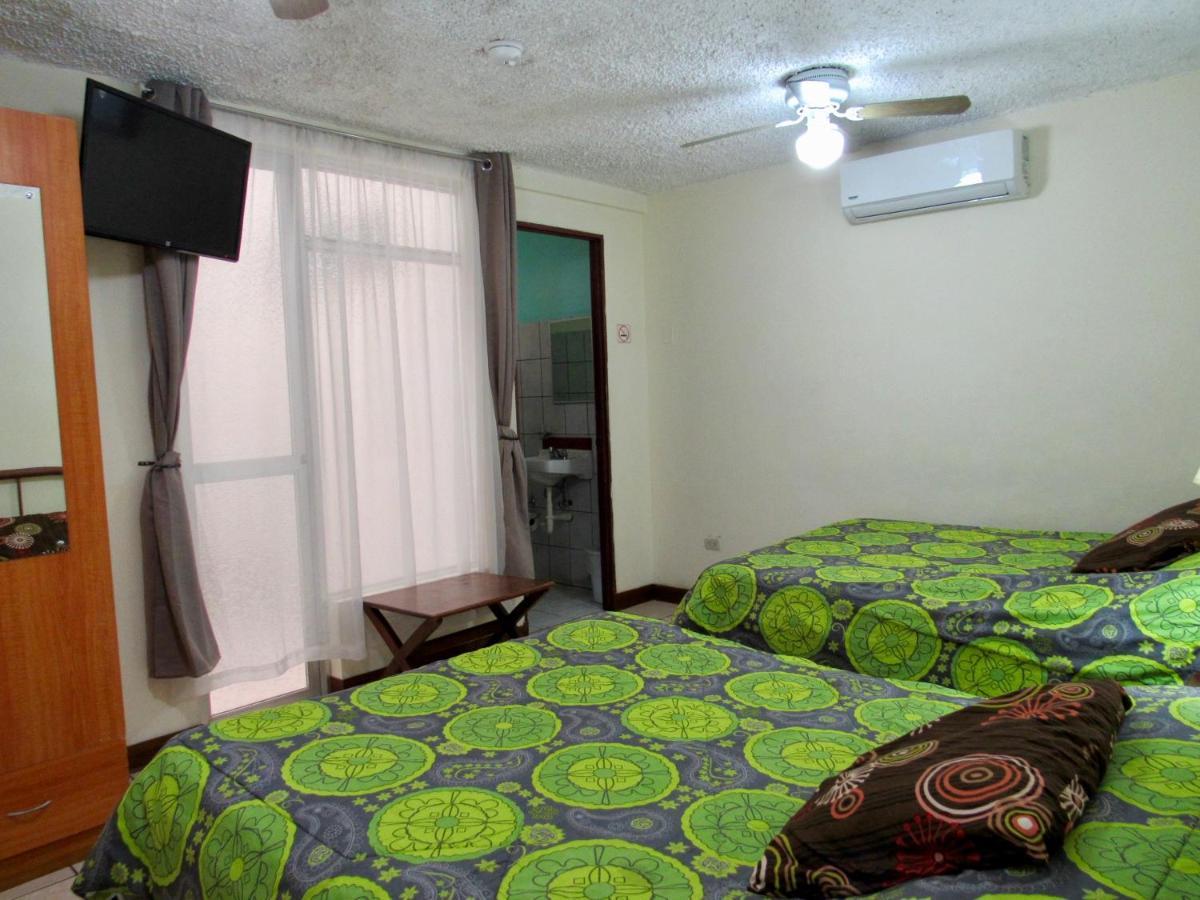 Triple Room Air Conditioning,969757663:JPEG