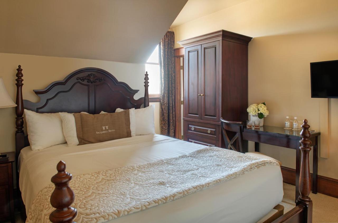 Queen Room,1008039244:JPEG