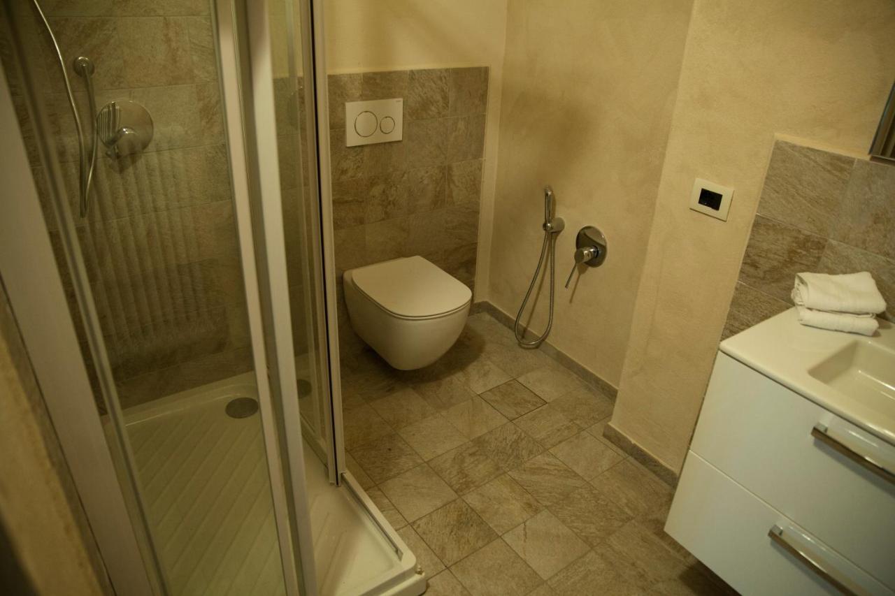 Camera Doppia con Letti Singoli con Bagno Privato