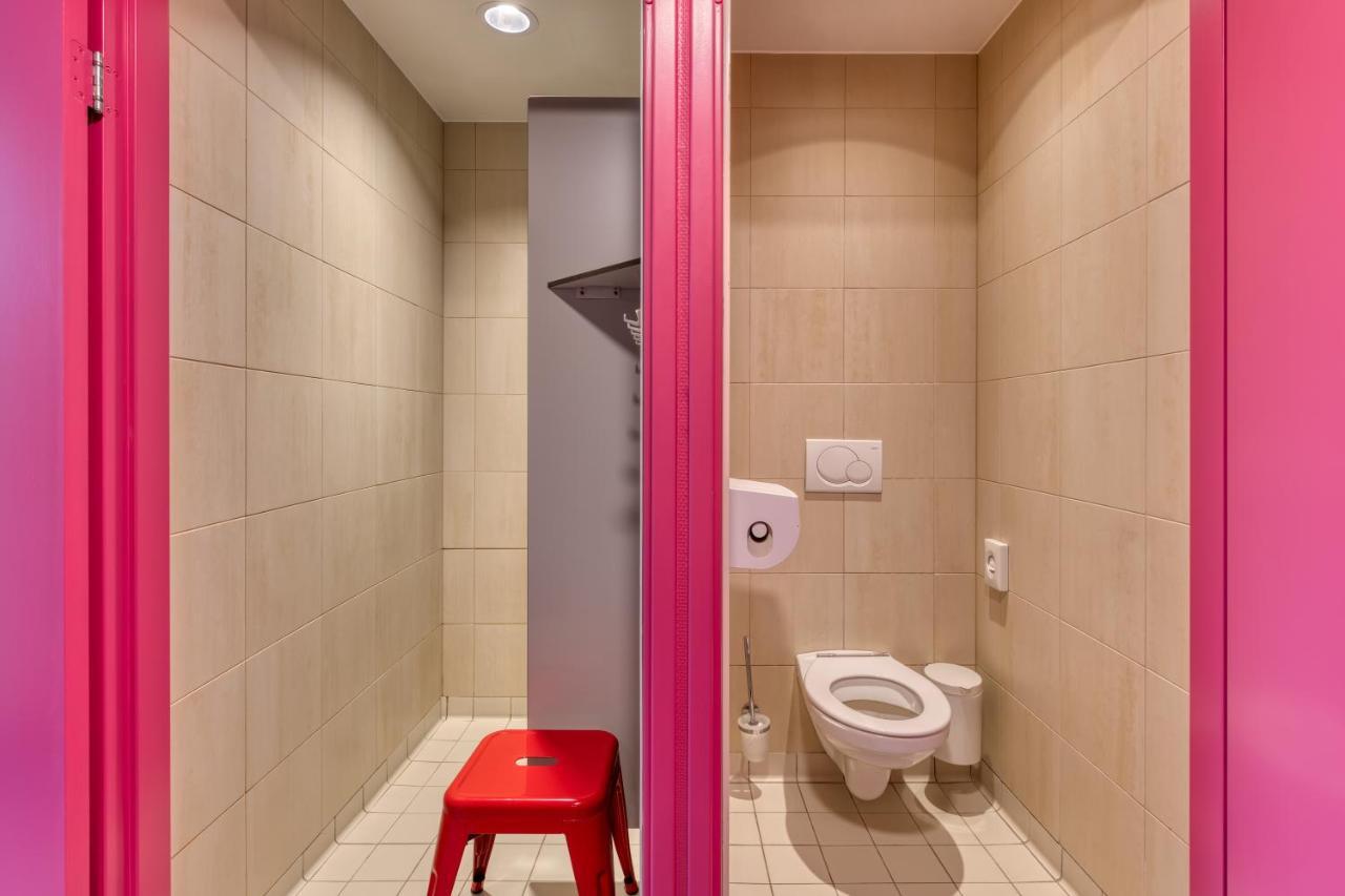 Zimmer für 5 Personen mit eigenem Bad und Dusche