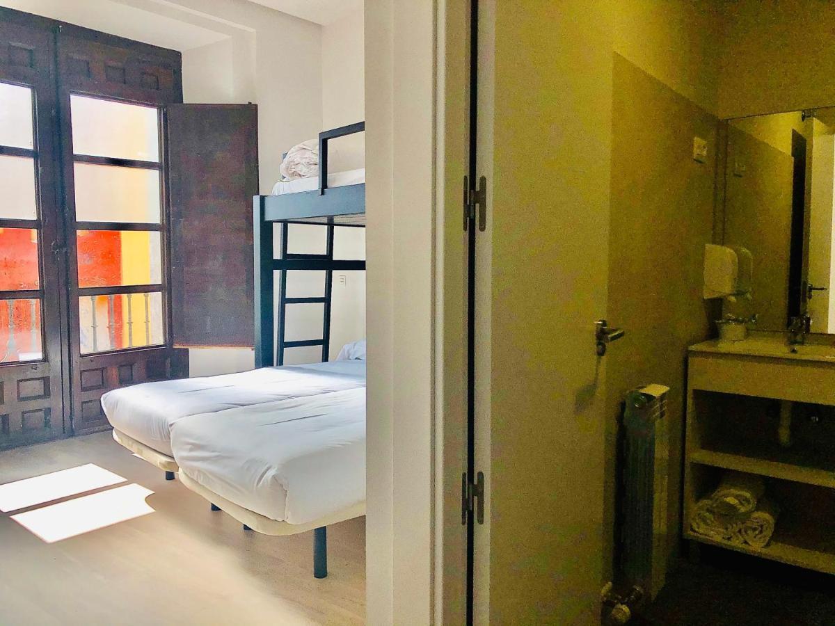 Triple Room with Private Bathroom,995070346:JPEG