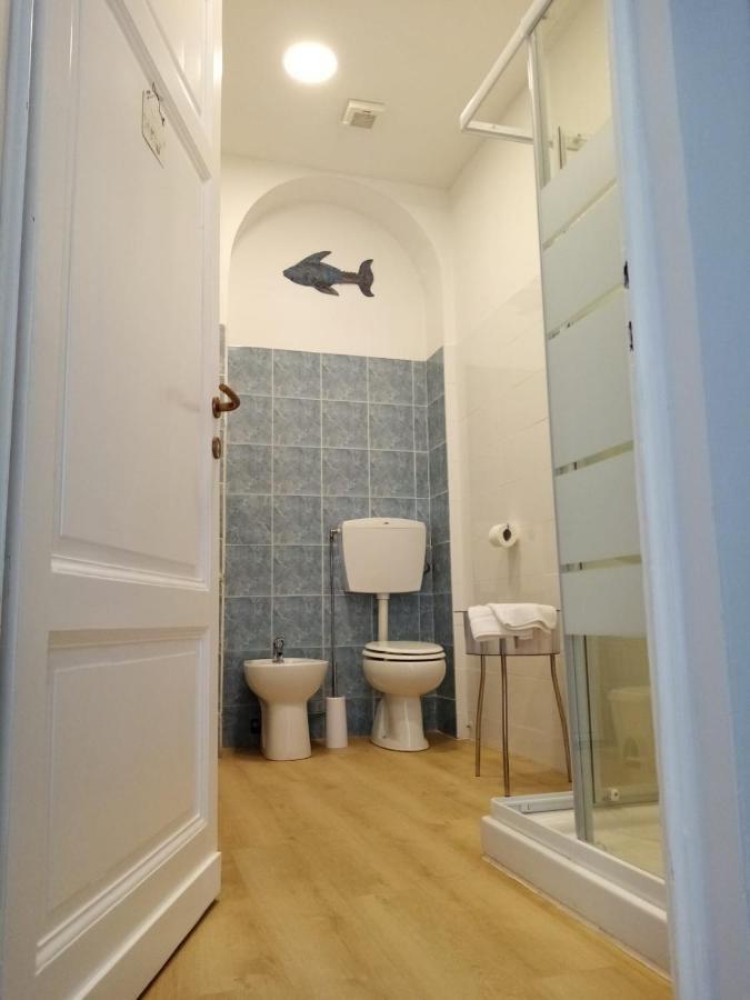 Double Room with Private Bathroom,997498311:JPEG