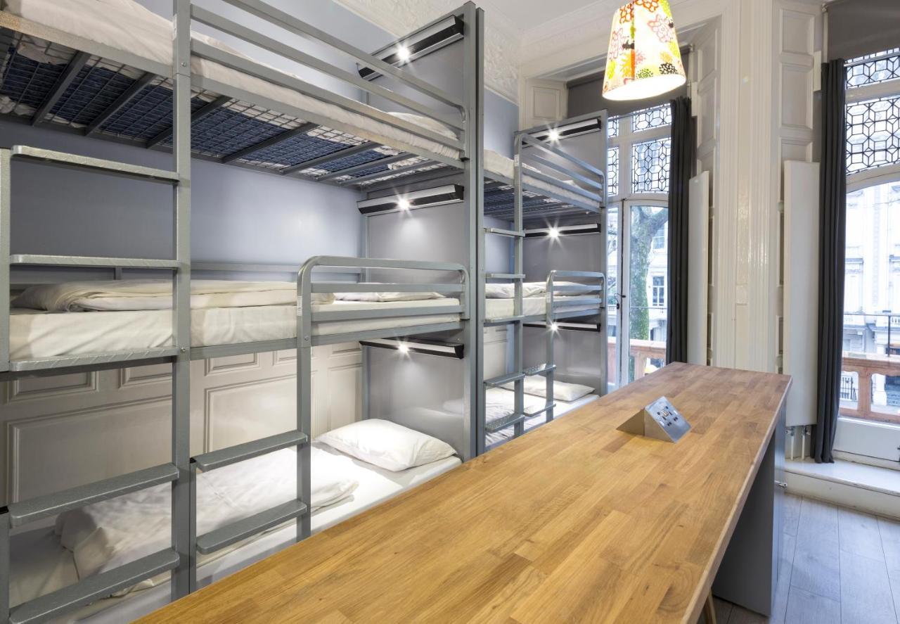 Bed in 12-Bed Mixed Dormitory Ensuite (18–40 years),999114582:JPEG