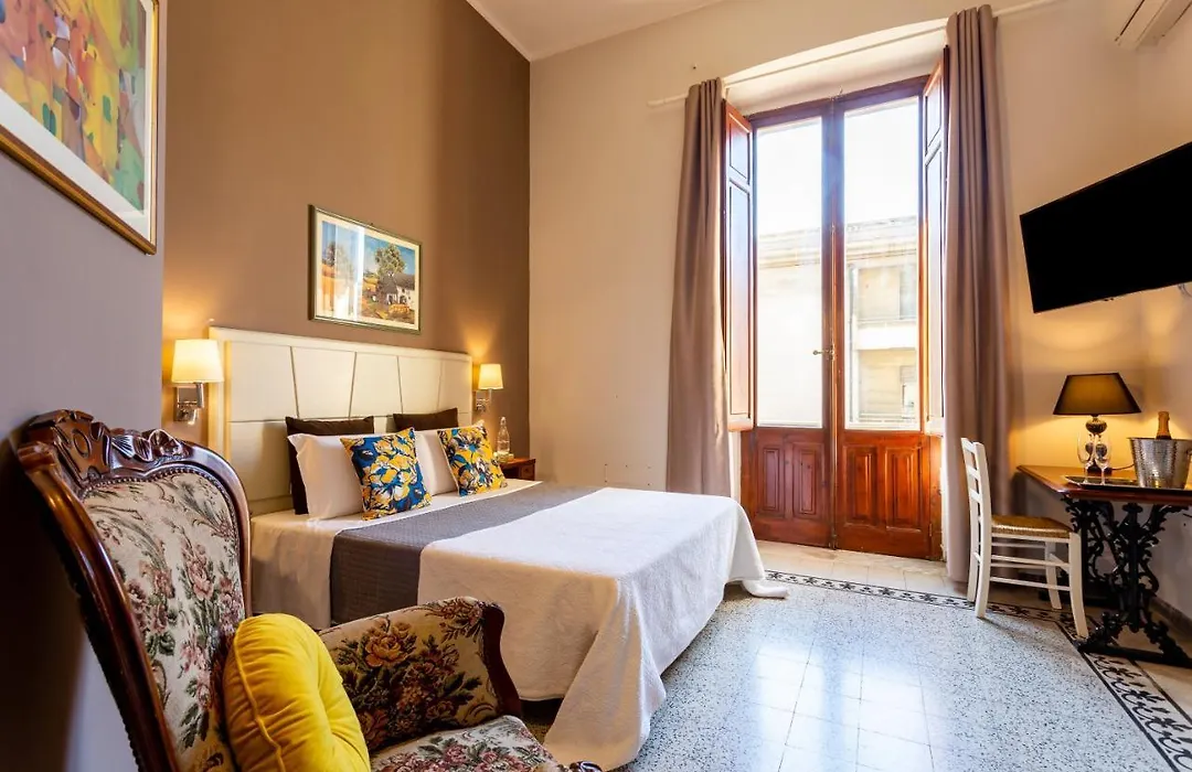 Marlin Rooms-1