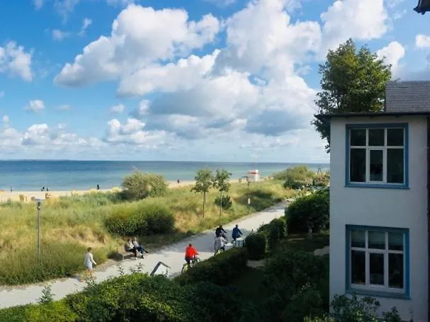 Kleines Strandhotel-1