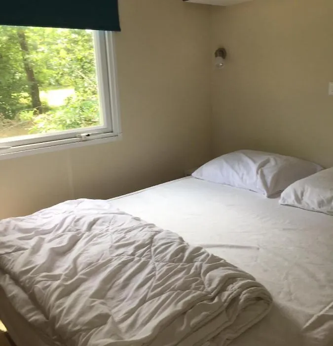 Camping Bois-Girault-1