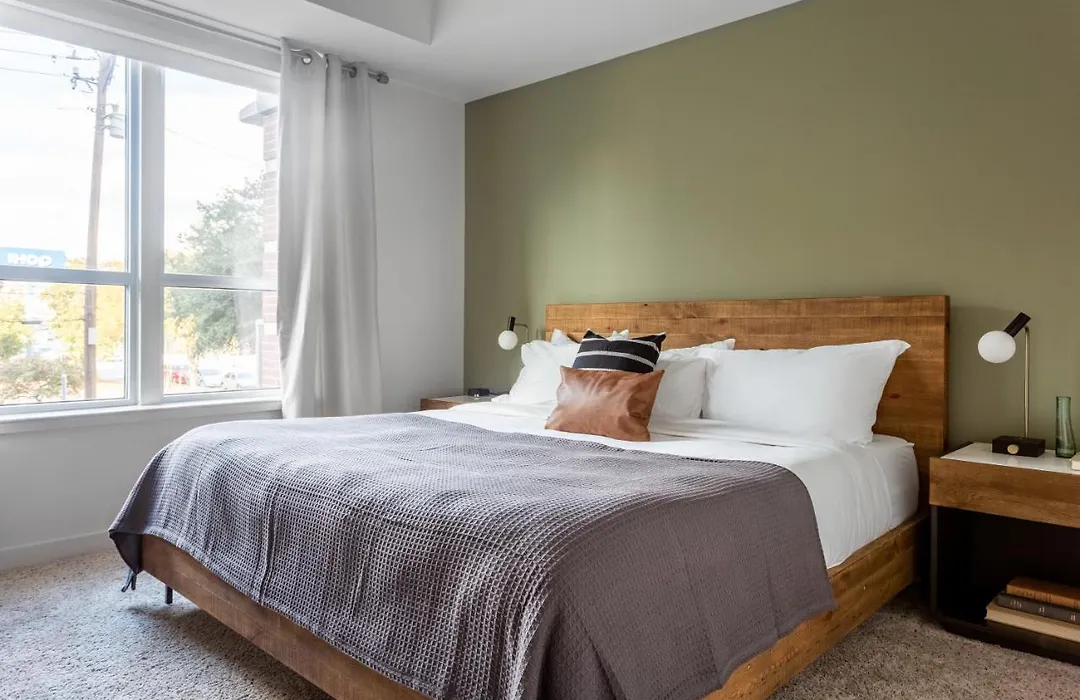 Locale Austin - Rainey Street-1