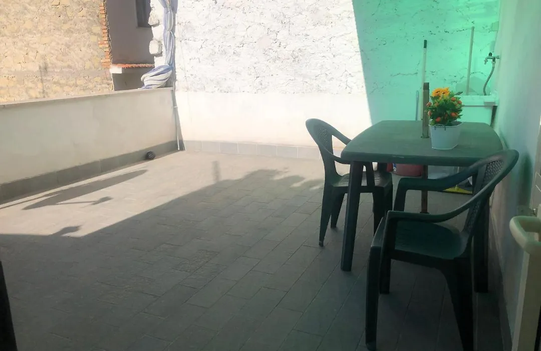 Rosy House-1