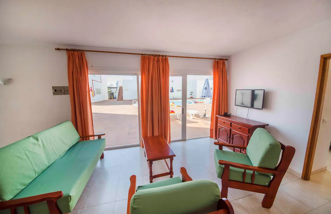 Apartamentos Tabaiba-1