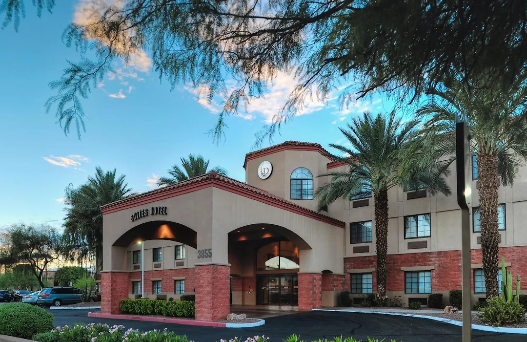 Hilton Vacation Club Varsity Club Tucson-1