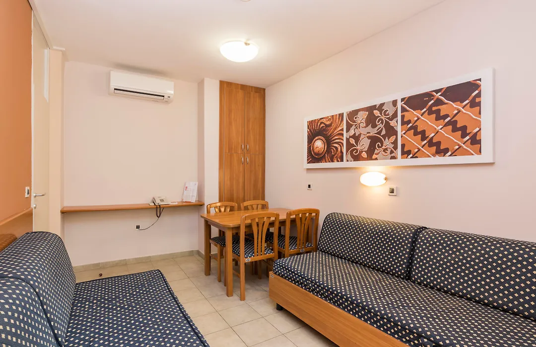 Apartments Stella Plava Laguna-1