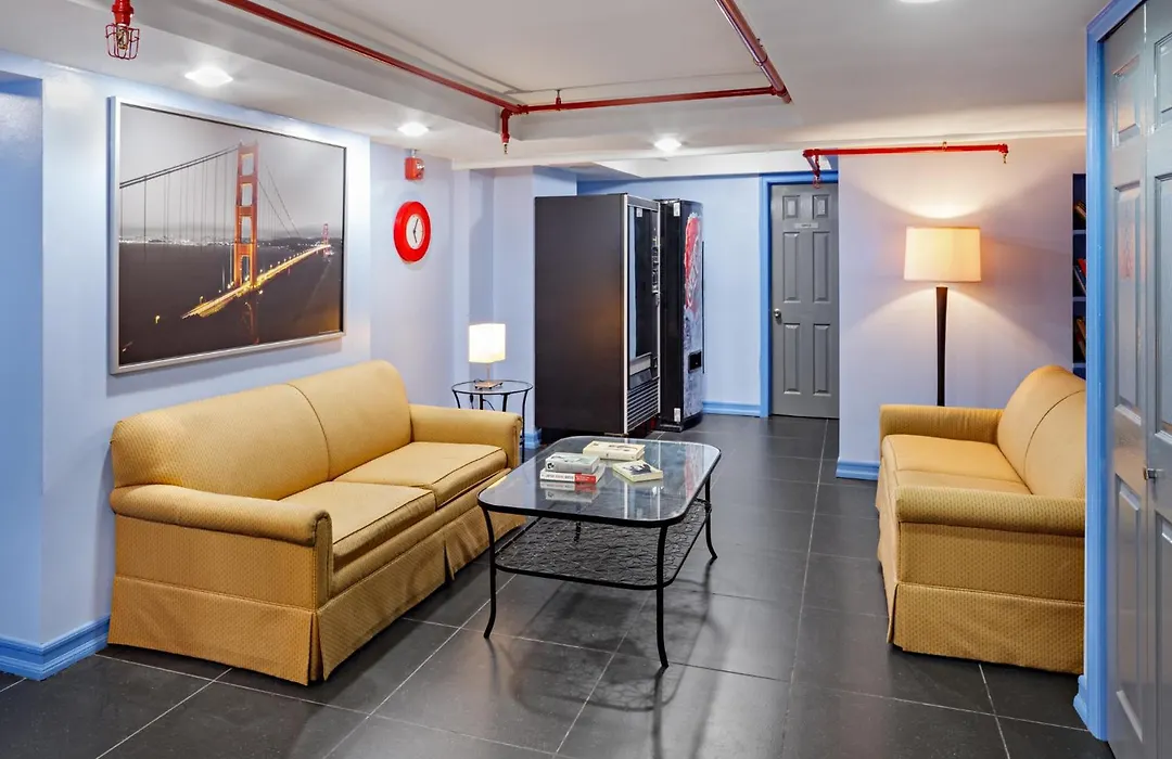 Central Park West Hostel-1