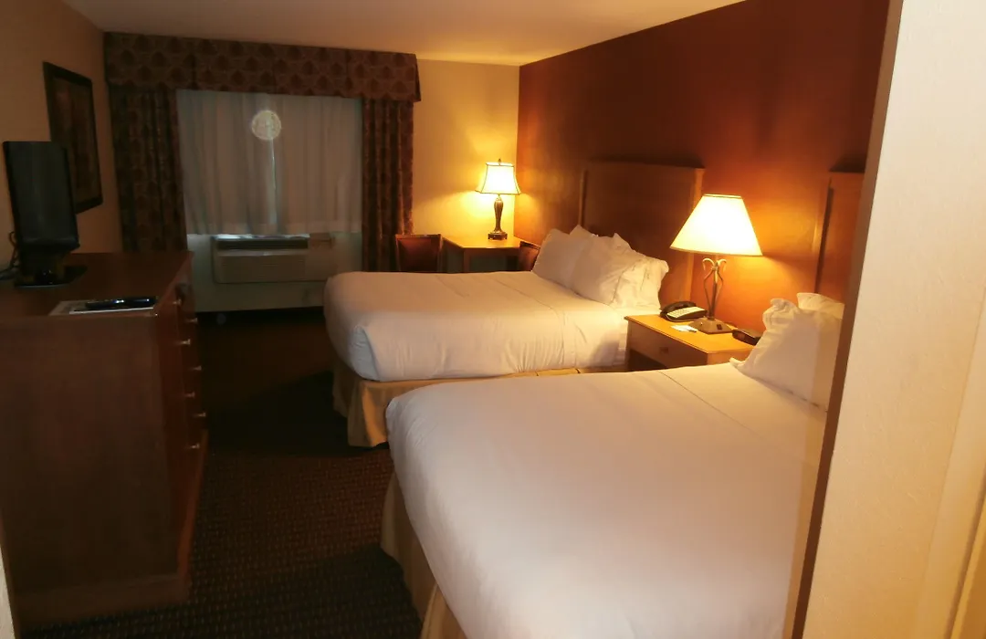 Holiday Inn Express Hotel & Suites Raton By Ihg-1